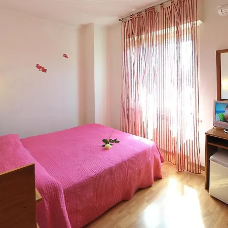 Astor 2* بيرودجا